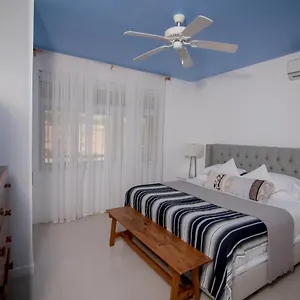ocho-rios-penthouse-at-whispering-seas.comcaribbean.com/