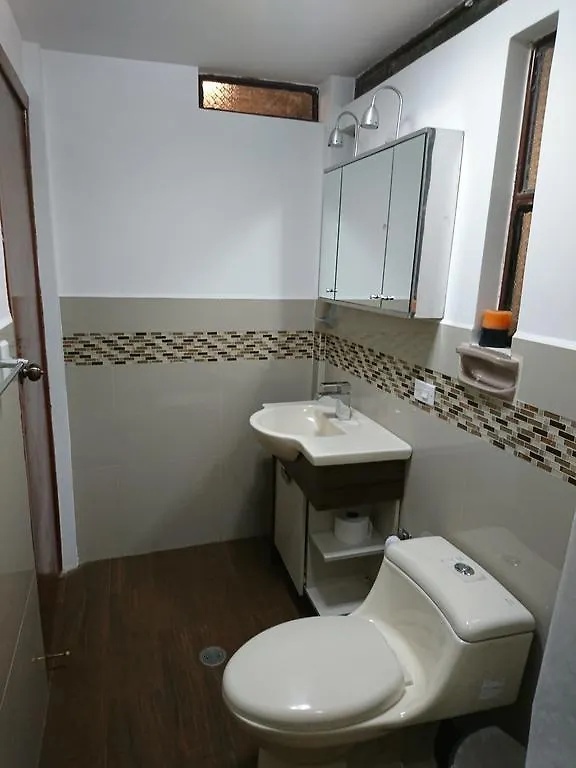 Apartamentos Colonial Home Quito