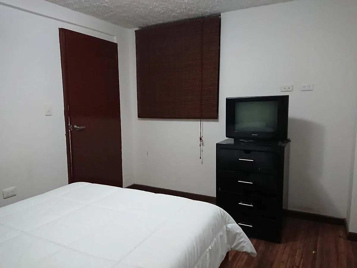 Apartamentos Colonial Home Quito 0*,